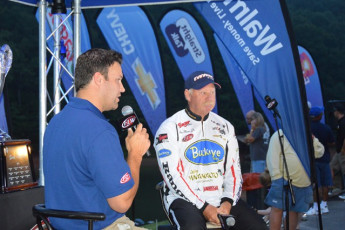 6041CCC0-0C9F-4A7B-852A-13C8C2CA97E2