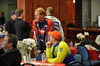 60E61317-672B-4778-BB91-54E4DDDA5245