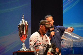 61F5E290-2BD6-4099-A2CB-3A885845E785