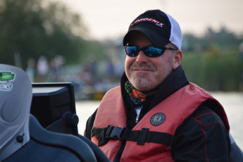 62065999-07A2-4D73-90EC-A7708D0E075C