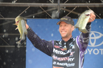 625A8E0F-4DF2-48CD-9377-2CD00900E0CF