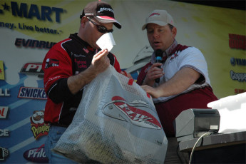 62E38922-9C56-4251-A8FD-05D651365CEF