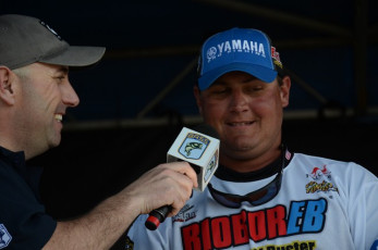 633B64A7-C170-4B6D-A7D2-618F5461FE45