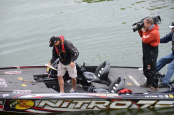 63F73A69-8E1F-47F9-B9E1-734C5679DEF6