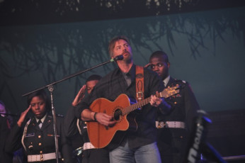 64CA2908-CD50-4C2A-A999-FCC074BD666A