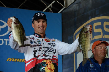 64D3EFDC-7627-46E0-BCC6-0239875D130C