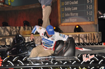 65B0F55C-7287-40F5-8282-E01C1A63646F