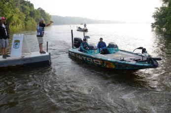 66064D1B-43B9-4BB9-BDE6-E766994C5F80