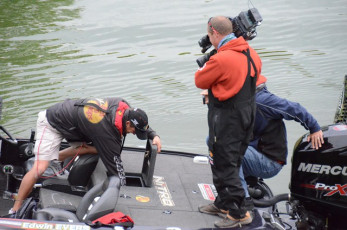 66BBFB5E-4FBC-437C-B59B-A918812479D0