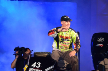 6731AEAB-E597-4951-956E-6973C3F34FD9