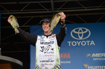 69B9EAE9-F094-4039-818C-34892441BC2B