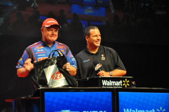 6A719462-27C4-4A90-8ED2-4272CF1FE372