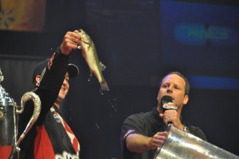 6A7AB948-D42E-40CF-9DF8-752CB7B6178D