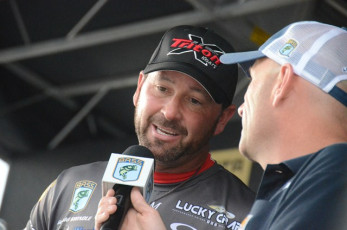 6AB8CBE3-0ABA-4772-B1E0-B588ABF42B11