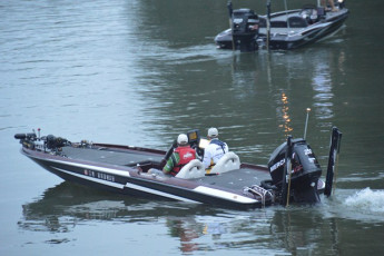 6B7F68E4-6BB9-485F-98C5-B142BF275ABB