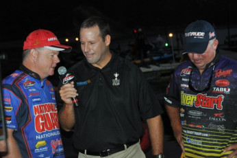 6CDA2B58-BE33-4658-94AC-2279123DF0A1