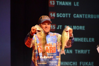 6D03C431-3E41-4CDD-BF11-081C4C21CEF7