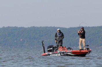 6D1521CF-4D8F-4235-99EB-334E29E51547