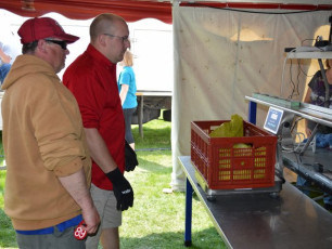 6D313C61-FE3C-461A-A53C-2D9A806A3427