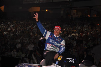 6D5090BA-99A7-46E3-A764-1F57A446CCD4