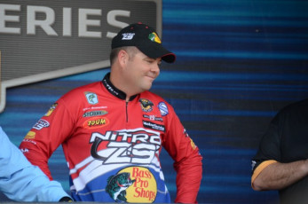 6DB2CC93-11AA-40AE-9154-ACE430992DAC