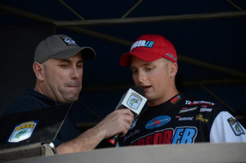 6DE0A1A2-C736-4685-BF74-0484F953DBE4