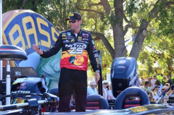 6E14265D-7538-4DDF-AFC9-C459F29554EB