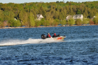 6E2102C6-6E58-493F-B385-7708CE00AC3E