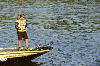 6EC84368-AC85-4497-9AEC-105DFFFCBF61