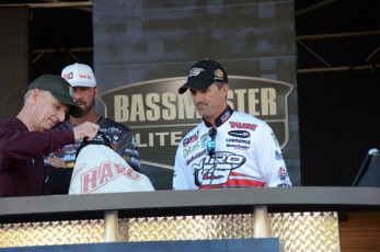 6FE4D119-5615-41B5-8CB9-2C8A15E108DB