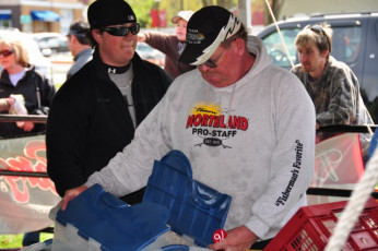 6FEE2F11-DBD2-433A-B5A1-5DA522867AD0