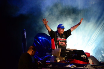 7082CC27-1C39-4E83-A55B-34BB33ED185C