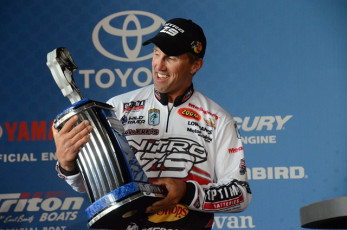 7128B285-C774-4555-B239-862CC7BAD40D