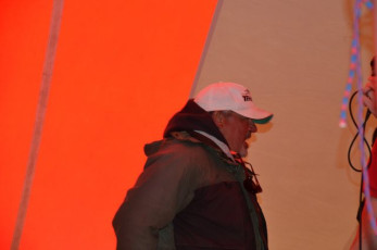 712EAC81-F6FC-4F93-A6E7-87EBA4940442