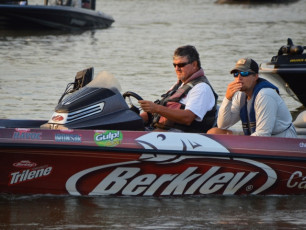 71606688-E5F9-420F-A631-7EB92865AF82