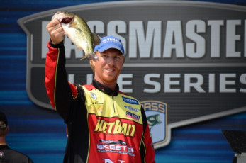 7168ED38-0C89-4A4E-A653-A34E01DFB8DF