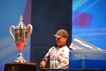 71FFDA0D-05E6-40B9-A2F4-7BB2018FBE54