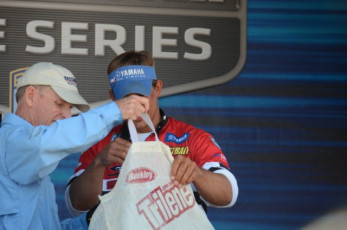 7235CBAA-70F6-4FB5-AC94-B9F9B37C2DCB