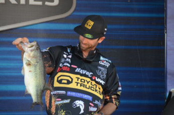 72445AB2-CD3C-4850-88A7-3BED703A9546