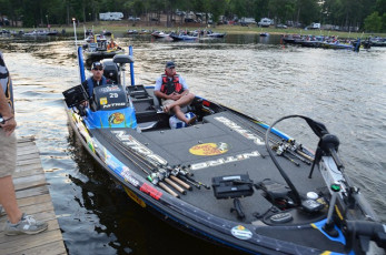 72455527-2606-44AE-830B-BB29E64A4FEA