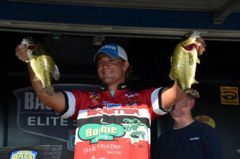 730F9F3D-5585-4003-8F0F-6FF543D5AE69