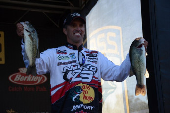 73DE7645-B135-4A58-981F-153FAFC0780E