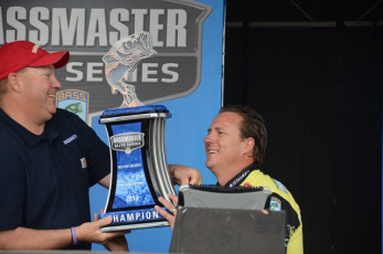 73FC216F-371A-4BA3-8EE1-386BE60D096B