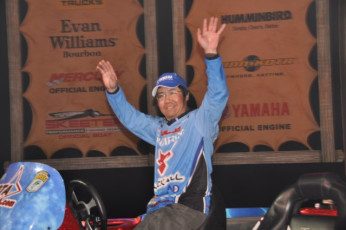 743F2B7E-D378-4C9B-B96B-65CCED361D4A