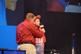 75B5C5E4-4104-41F9-9822-FA2F2DADDF02