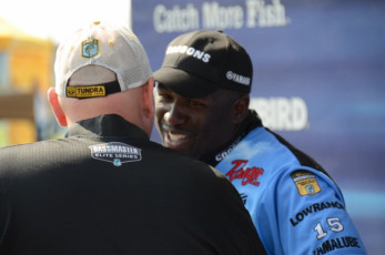 75B6F3B3-FF40-4481-90C1-607A0DD0DB2A