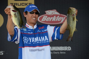 7675FEEB-0B56-4F0B-B779-9A8EE45EF10D