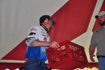 7689A2BF-8AF9-4445-8F8C-74C8BCF53D30