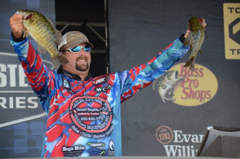 76F9E6CC-130A-4E77-8669-46B87B33A86B