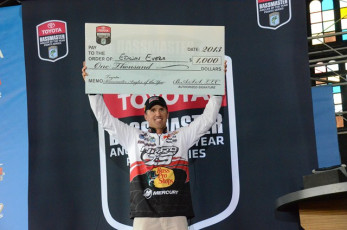 76FEEAB3-0DF2-4DFF-80E0-66C6E6C4E455